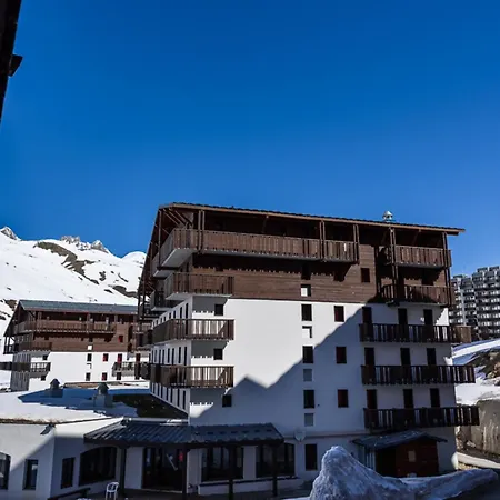 Avec Balcon Au Pied Des Pistes Et Des Commerces A Val Claret - Fr-1-502-454 Apartment Tignes